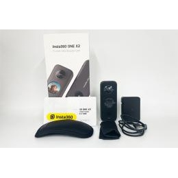 Insta360 ONE X2 + 予備バッテリー 中古A【中古品】